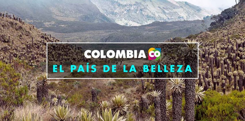 Paisaje de páramo y encima el texto: Colombia, el país de la belleza.