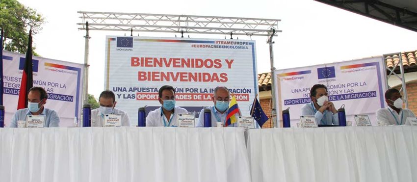 Funcionarios de la Unión Europea y del Gobierno nacional durante #EuropaCreeEnColombia.