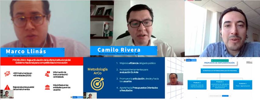 Funcionarios del Gobierno nacional presentando el portal www.innovamos.gov.co.