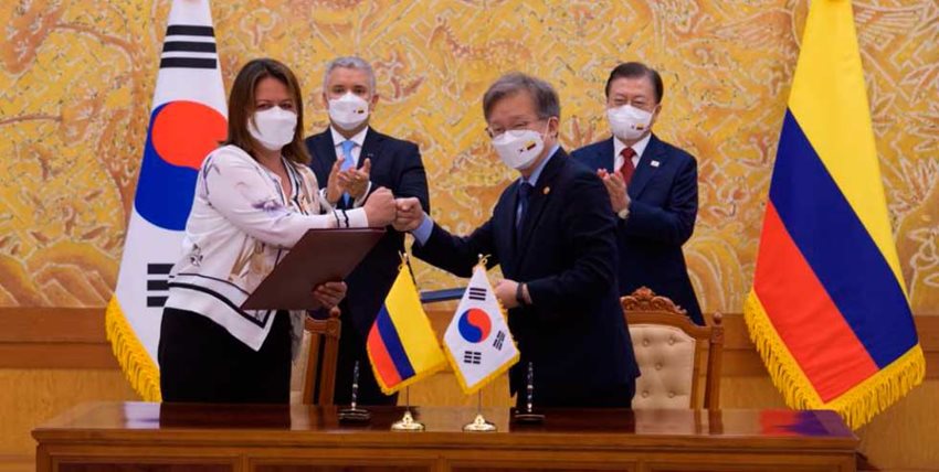 Mincomercio firmó un Memorando de Entendimiento con Corea para promover emprendimiento.