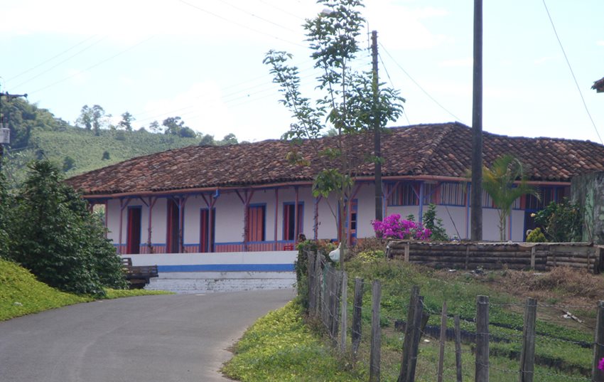 Las jornadas incluyen actividades de sensibilización a la comunidad local y a los turistas.