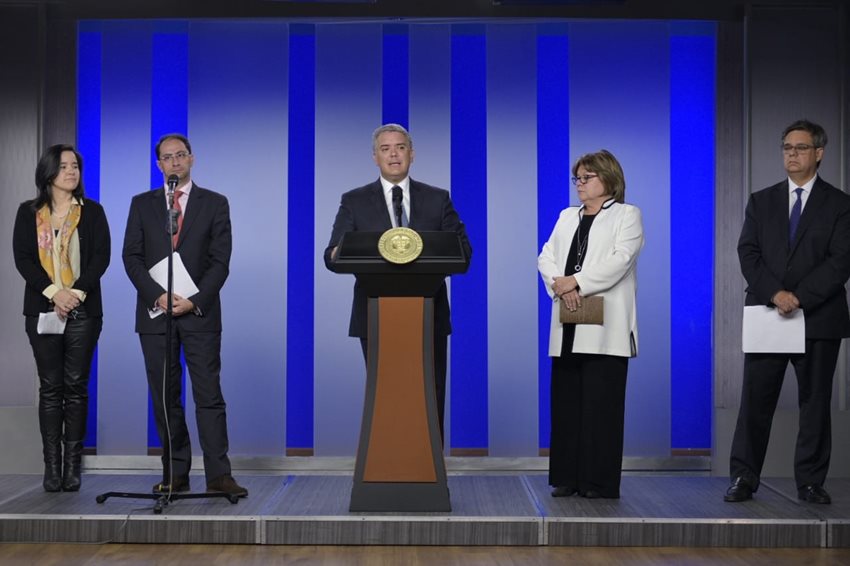 Estado simple Colombia Ágil