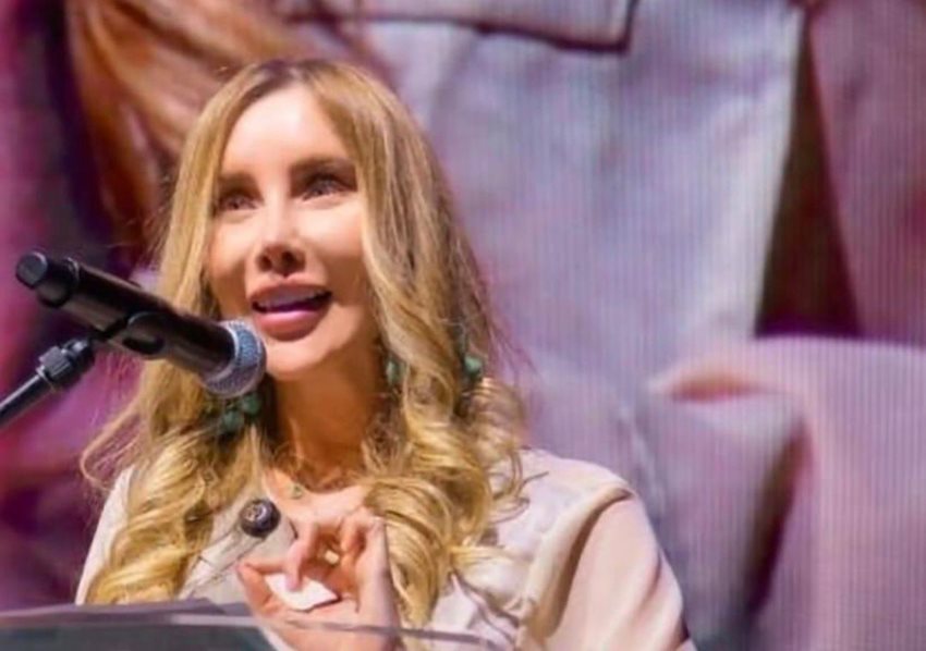 Descripción: Ministra Diana Morales hablando temas de turismo