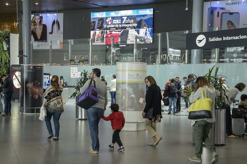 Se resalta el aumento de visitantes no residentes entre enero y junio, que llegaron a cerca de 2,2 millones.