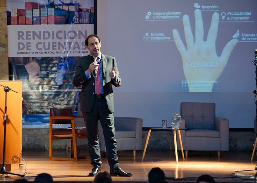 Ministro José Manuel Restrepo durante la presentación de la Rendición de Cuentas del MinComercio.