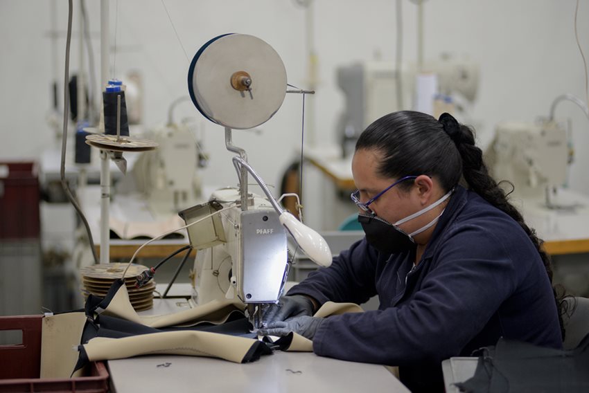 Emprendimiento sobre confecciones de fajas de la empresa Mommy Glam.