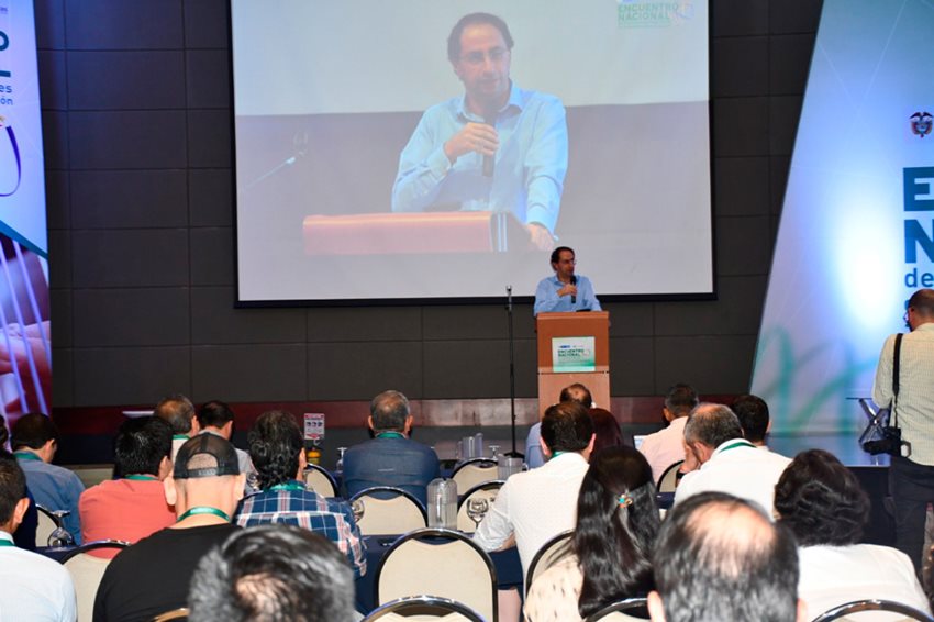 El Ministro se refirió a la importancia de la alineación de una estrategia de desarrollo regional competitiva.