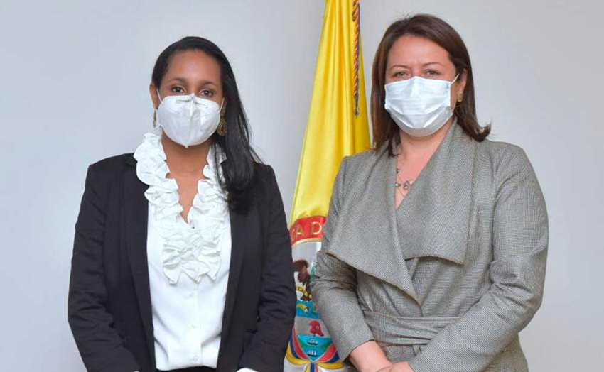 Ministra de Cultura, Angélica Mayolo, y ministra de Comercio, Industria y Turismo, María Ximena Lombana.