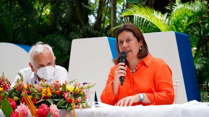  Ministra de Comercio da luz verde a regreso de cruceros a Colombia.