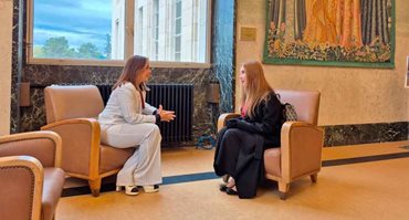 Las ministras de Comercio de Colombia, Diana Marcela Morales, y de Venezuela, Coromoto Godoy, dialogando. - Colombia y Venezuela instalan Comisión de Seguimiento al Acuerdo de Alcance Parcial en materia Comercial